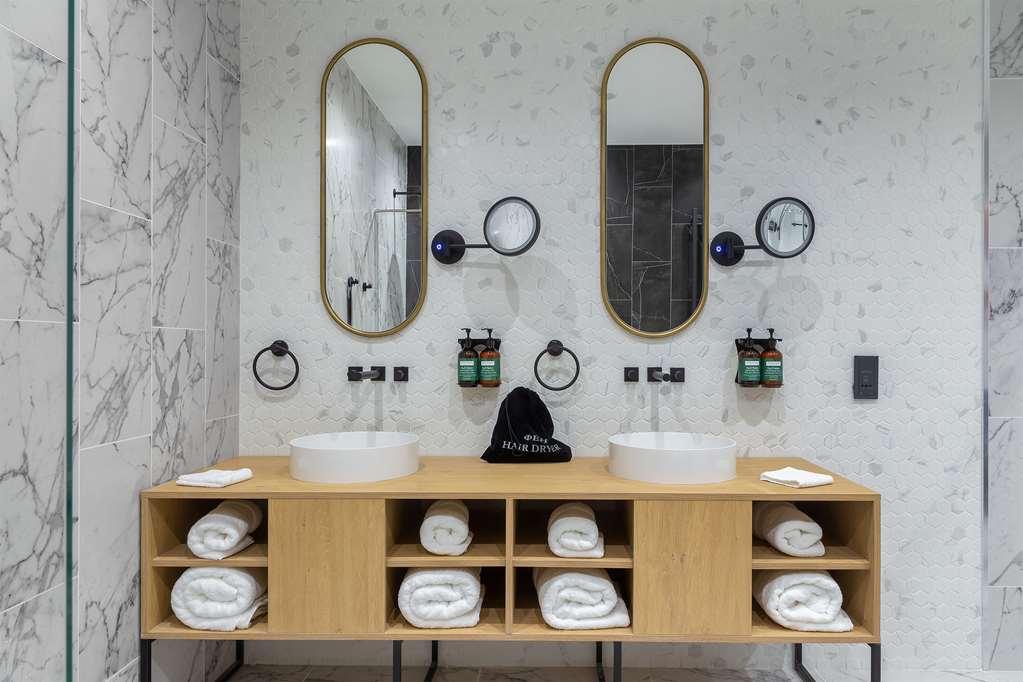 מלון The Basilian Minsk, Curio Collection By Hilton מראה חיצוני תמונה