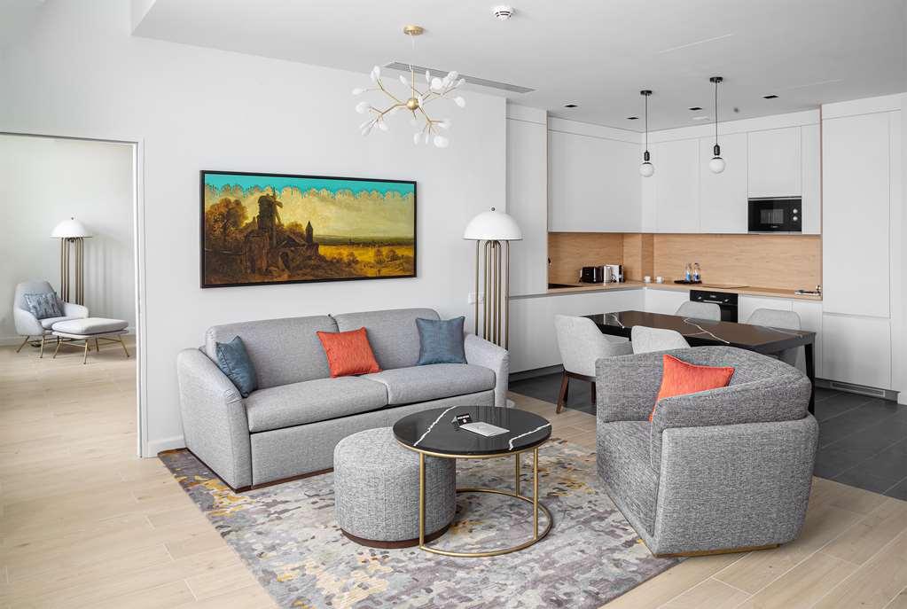 מלון The Basilian Minsk, Curio Collection By Hilton חדר תמונה