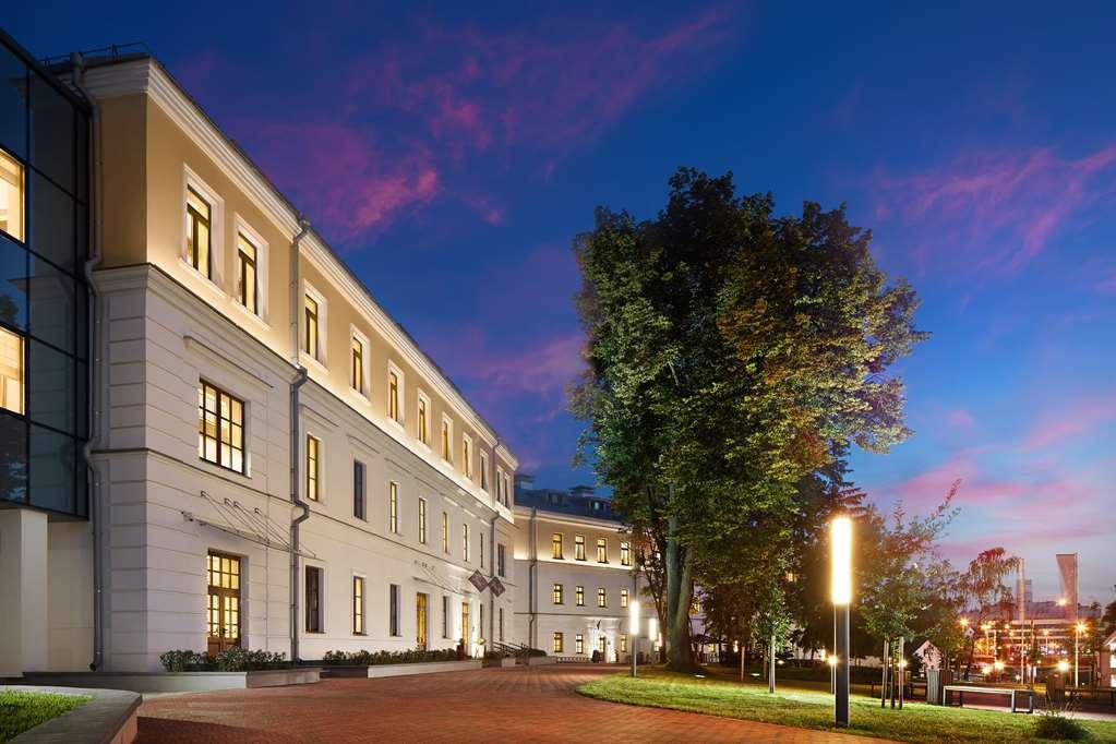 מלון The Basilian Minsk, Curio Collection By Hilton מראה חיצוני תמונה