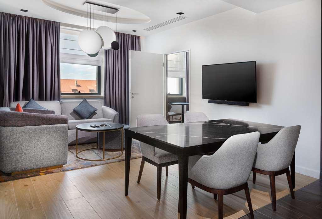 מלון The Basilian Minsk, Curio Collection By Hilton חדר תמונה