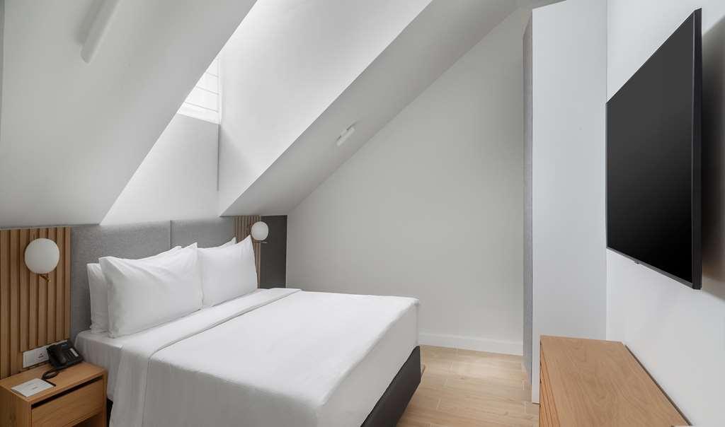 מלון The Basilian Minsk, Curio Collection By Hilton חדר תמונה